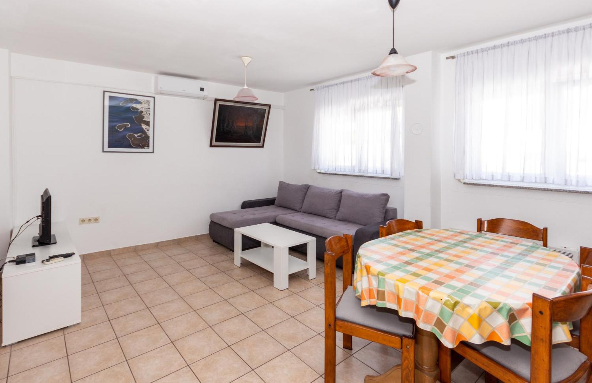 Apartmani Filip Pag Town Kültér fotó